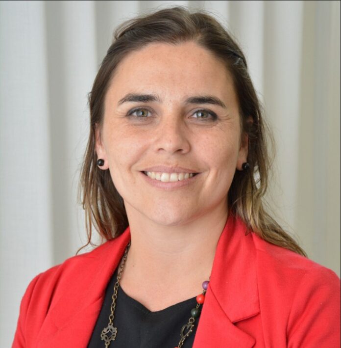 Daniela De Felice-Licencias Online