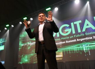 Schneider Electric expuso sus innovaciones para descarbonizar industrias y edificios