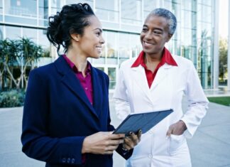 Microsoft lanza nuevas herramientas impulsadas por la inteligencia artificial para el sector salud