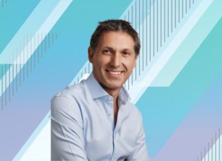 La importancia de liderar desde atrás para construir equipos resilientes e innovadores