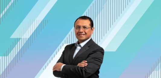 La IA a gran escala: cómo están cambiando los centros de datos Hiram Monroy, Gerente de Comercial para AMD Hispanoamérica.
