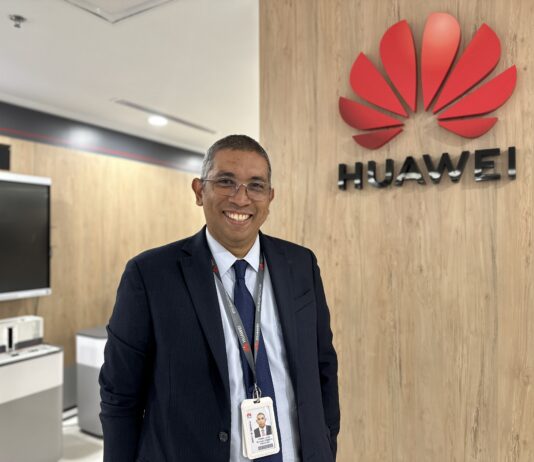 Huawei trabaja por “un mundo completamente conectado e inteligente” Pedro Romero - Huawei