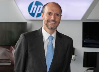 Cuando amamos lo que hacemos, el trabajo no se siente como trabajo Mateo Figueroa, Director General, HP Latinoamérica.