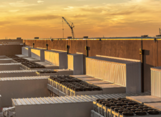 Vertiv y Compass Datacenters trabajan en conjunto para agilizar la implementación de enfriamiento líquido Vertiv trabaja en conjunto con Compass Datacenters.