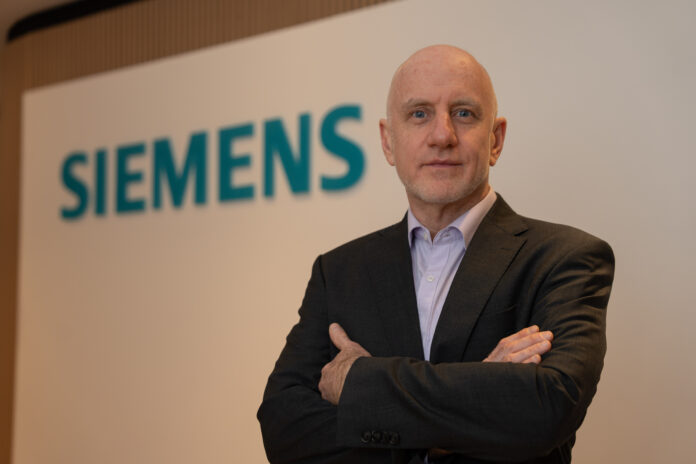 Andrés Gorenberg, Gerente Factory Automation en Siemens Sudamérica.