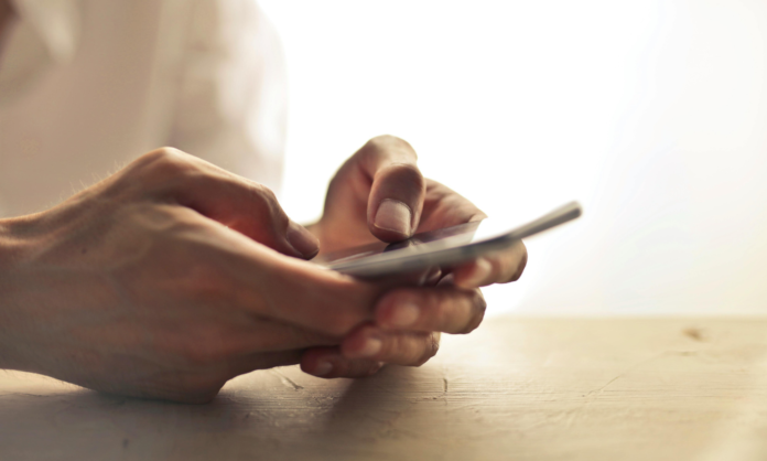 Ataques en Smartphones - Kaspersky