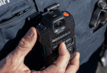 Motorola Solutions lanza SVX y Assist, un dispositivo integrado para la seguridad pública Motorola Solutions