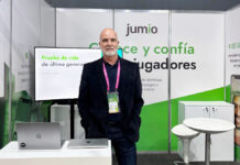 Encuesta de Jumio revela que la confianza en la vida digital desmejora ante el auge del fraude y los deepfakes impulsados por IA Samer-Atassi- VP Jumio