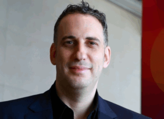 Check Point presenta Quantum Spark 2500: seguridad empresarial y conectividad de próxima generación para pymes Shahar Divon, Director de ventas globales para MSSP y pymes en Check Point Software.