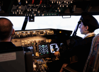 Auge tecnológico en la aviación dispara riesgos de ciberataques, alerta Kaspersky Aviación ICS CERT