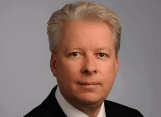 HPE presenta innovaciones de seguridad y protección de datos avanzadas impulsadas por IA en Black Hat USA 2025 David Hughes, vicepresidente sénior y gerente general de SASE y seguridad de HPE Networking.