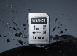 Lexar lanza la primera tarjeta de memoria de alto rendimiento en acero inoxidable del mundo LX25_PR_Armor_Silver_SD