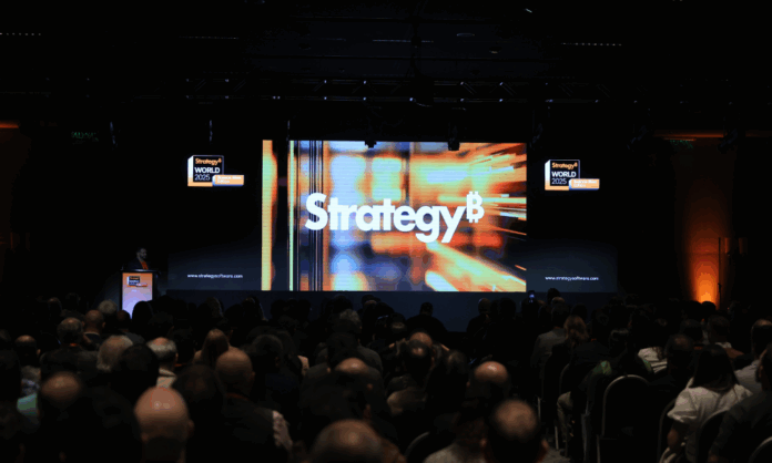 foto Strategy World Buenos Aires Edition 2025. Bienvenida Adrian Kogutek