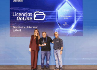 Licencias OnLine reconocida por tercer año consecutivo en los Acronis Partner Awards 2025 Licencias Online reconocida como distribuidor del año por Acronis