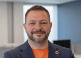 Strategy continúa su expansión en Argentina con soluciones de IA Adian Kogutek Country Manager Strategy Argentina.
