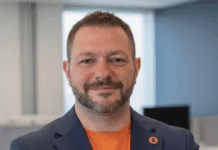 Strategy continúa su expansión en Argentina con soluciones de IA Adrián Kogutek Country Manager Strategy Argentina.