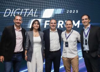 Conectividad y transformación digital: claves para el futuro tecnológico Claudio Lombardo, Flor Rodriguez, Leandro Tangreti, Martín Pruzanski y Leonardo Marzano