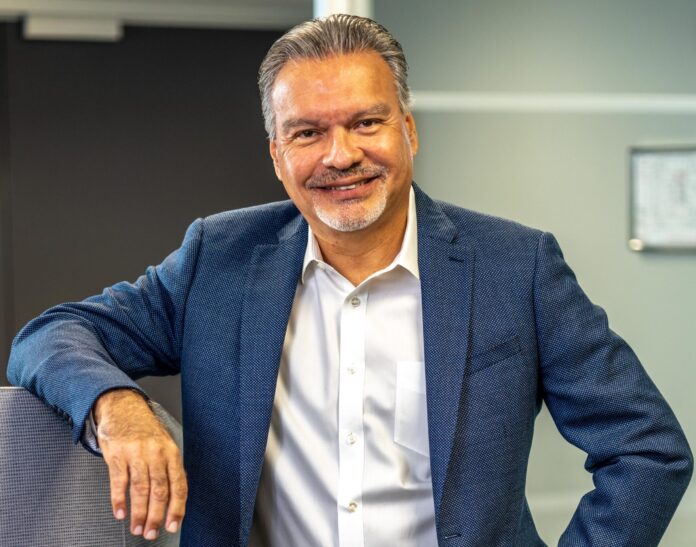 Mickey Carrero, de Ricoh.