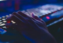 Kaspersky advierte que un tercio de los latinoamericanos nunca ha cambiado sus claves en el trabajo Kaspersky advierte sobre el mal hábito de no cambiar las contraseñas corporativas.