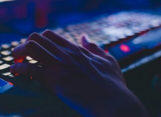 Kaspersky advierte que un tercio de los latinoamericanos nunca ha cambiado sus claves en el trabajo Kaspersky advierte sobre el mal hábito de no cambiar las contraseñas corporativas.