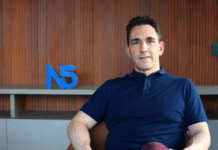 Banca empresas: un ejecutivo consulta entre 8 y 15 plataformas por clientes Julián Colombo, CEO de N5.