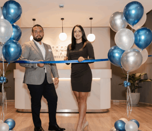 Licencias OnLine inaugura nueva oficina en Ecuador y refuerza su compromiso con el ecosistema tecnológico local Licencias OnLine inaugura nueva oficina en Ecuador