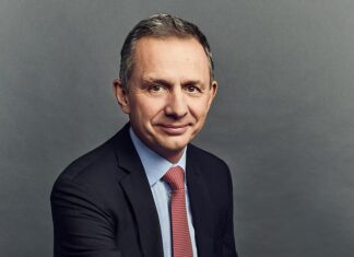 HP anunció la salida de Enrique Lores Enrique Lores, de HP.