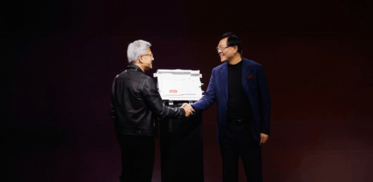 Lenovo impulsa la era de producción de la IA empresarial con NVIDIA Lenovo