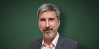 Lenovo y Canonical refuerzan su alianza estratégica en Latam Claudio Stopatto, Director de Software & Alianzas en Lenovo Latinoamérica.