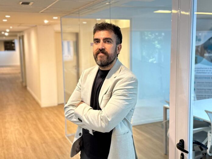 Gerardo Tapia, Fundador y CEO de Belite en las oficinas de Mediaware.