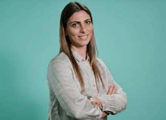 Entre la IA y el low-code: ¿sobrevivirán los programadores? Ina Mainetti, SVP de Global Services and Delivery en Aditi Consulting.