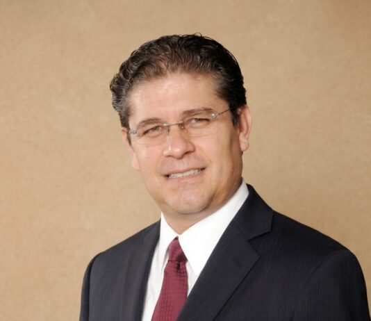 Inteligencia artificial: clave para la transformación de las PyMEs en Latinoamérica José Morales, Director de SMB en AMD SLA.