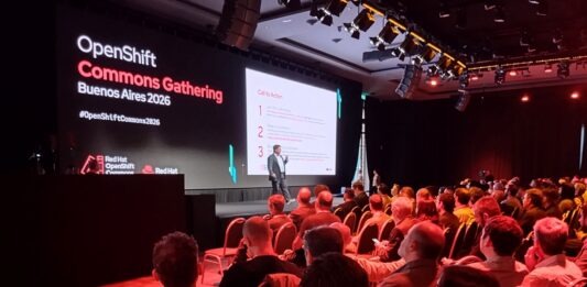 Red Hat OpenShift Commons Buenos Aires 2026: Innovación e Infraestructura con IA La apertura del OpenShift Commons Gathering 2026, en El Central, de La Rural, Ciudad de Buenos Aires.