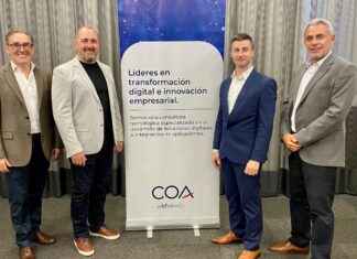 COA impulsa la IA y analítica avanzada para acelerar decisiones empresariales Leonardo Cucci, Sales Director para COA Latinoamérica; Carlos Pelloni, Senior Manager Data, IA y GRC para COA Latinoamérica; Hernán Curras, Senior Manager, Management Consulting para Latam y José Vidal, Country Sales Director COA Perú.