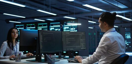 El modelo tradicional de ciberseguridad pierde terreno: 90% de las empresas ya no la gestiona sola Kaspersky: El modelo tradicional de ciberseguridad pierde terreno: 90% de las empresas ya no la gestiona sola