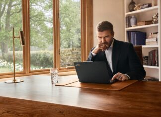 Lenovo expande su presencia global con David Beckham y soluciones avanzadas de IA Lenovo presentó Maximum David, una campaña global junto a David Beckham.