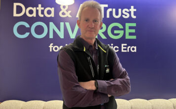 No se puede gobernar la IA que no se puede ver Dave Rusell en VeeamON 2026.