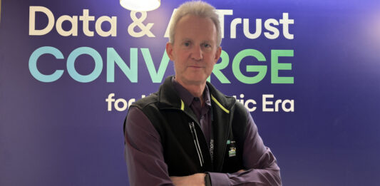 No se puede gobernar la IA que no se puede ver Dave Rusell en VeeamON 2026.