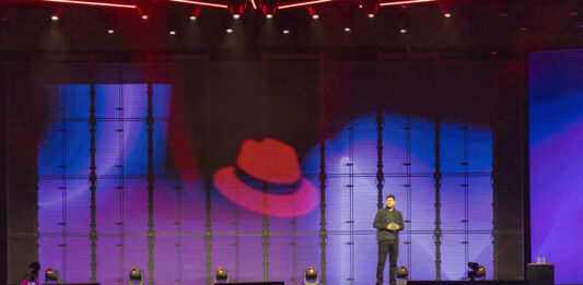 Red Hat Summit 2026: el código abierto como motor de la IA corporativa Red Hat celebró la segunda jornada del Red Hat Summit 2026 en Atlanta, Estados Unidos.