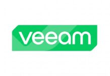 Veeam fortalece la gobernabilidad de la IA con agentes inteligentes para privacidad y cumplimiento continuo Logotipo institucional de Veeam Software que presenta la palabra "veeam" escrita en letras minúsculas de color blanco con una tipografía sans-serif limpia y estilizada. Las letras están contenidas dentro de una figura geométrica alargada de color verde brillante con bordes redondeados en el extremo izquierdo y un corte diagonal pronunciado en la esquina inferior derecha. Una sutil sombra diagonal oscura divide internamente el fondo verde, creando un efecto de profundidad tridimensional.