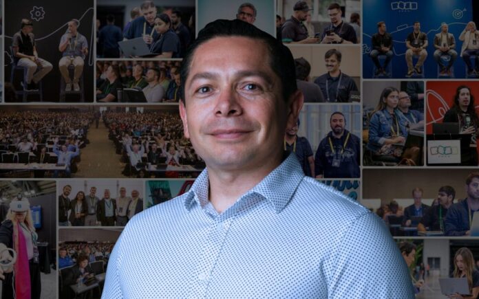 Fernando Sotelo, Zoho Fernando Sotelo, Zoho