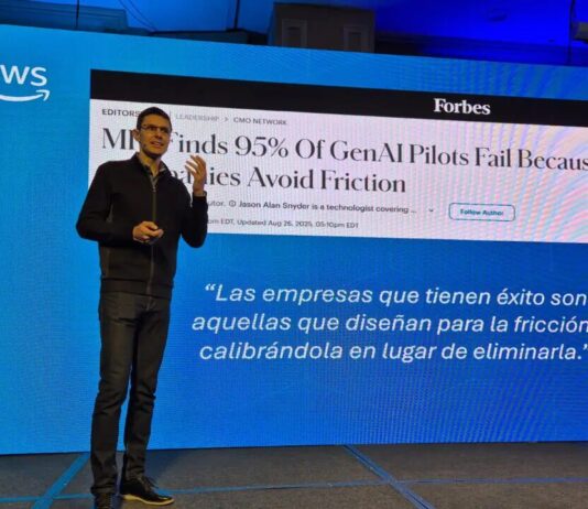 AWS invierte US$ 4.000 millones en Chile para acelerar el retail y el despliegue de la IA autónoma Rafael Mattje, Líder de Tecnología de AWS para el Cono Sur.