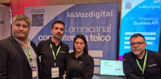 Vozdigital revela su estrategia para integrar la IA en los Contact Centers Ricardo Bayley, Director Ejecutivo de Operaciones, Pablo Vega Pinochet, Gerente Comercial Latam, Priscila Bousquet, Coord. Marketing Latam, y Javier Gálvez, Senior Account Manager, de Voz Digital.