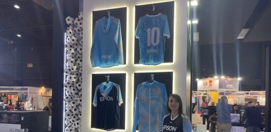 “La impresión digital es el futuro”: Epson y su innovación textil en Emitex 2026 Rossana Gil, Senior Channel Manager de la línea Industrial de Epson Latinoamérica en Emitex 2026.