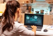 Kaspersky expone cómo la ciberdelincuencia apunta a PyMEs usando software falso de IA Kaspersky revela que ciberdelincuentesusan herramientas como ChatGPT, Claude y DeepSeek para atacar a PyMEs.