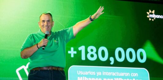 Mibanco lleva la IA Agéntica de AWS a WhatsApp para transformar las microfinanzas