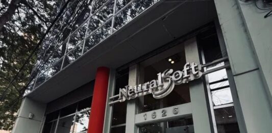 El empresario rosarino que lleva 36 años transformando pymes con tecnología aplicada a la gestión NeuralSoft.