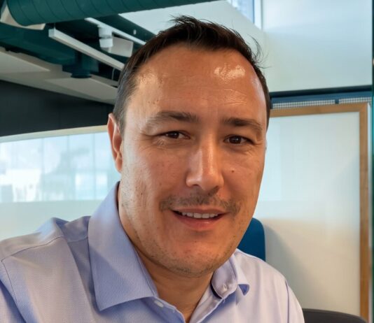 Modernizar no es reemplazar: el reto de las aplicaciones en el sector financiero Roberto Arias, Director de Desarrollo de Negocios de Servicios Financieros de Minsait (Indra Group).