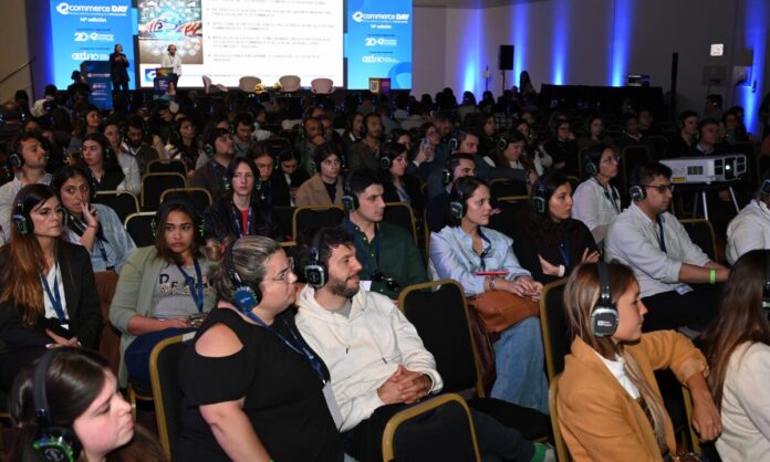 eCommerce Day Uruguay. eCommerce Day Uruguay.