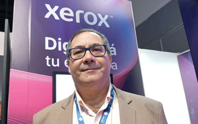 Héctor Salinas, Gerente de Preventa en Grupo Datco Xerox Héctor Salinas, Gerente de Preventa en Grupo Datco Xerox